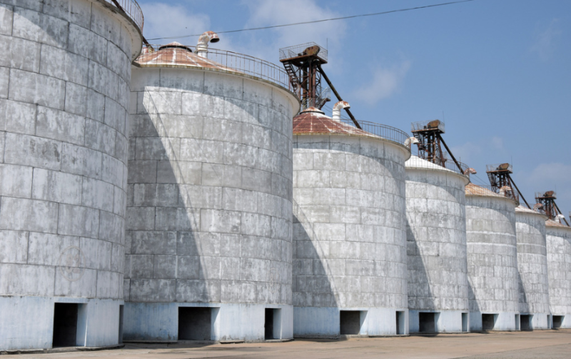 糧倉溫濕度實(shí)時(shí)監(jiān)測系統(tǒng)